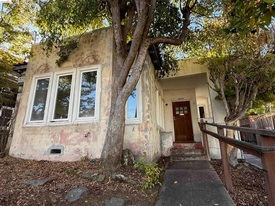 1906 Vine St, Berkeley, CA 94709 - #3