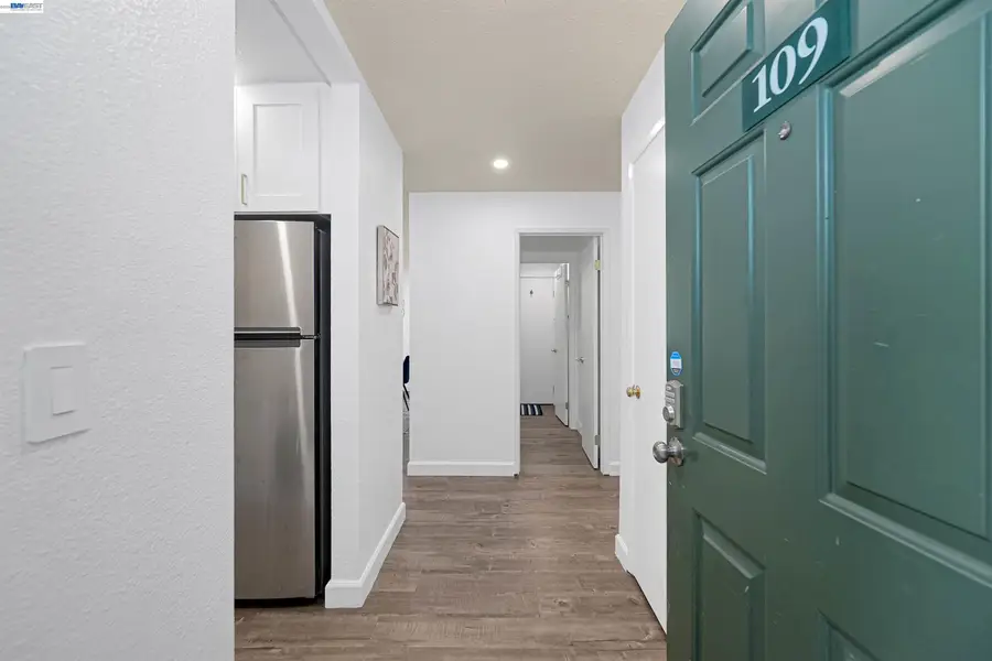 725 Auburn pl  #109, Hayward, CA 94544 - #2