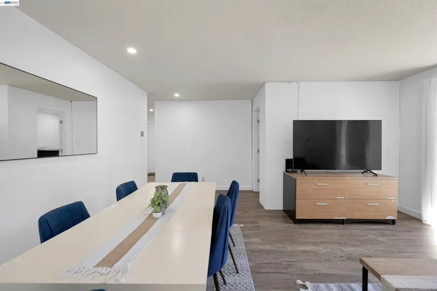 725 Auburn pl  #109, Hayward, CA 94544 - #3