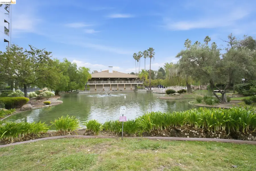 340 Civic Dr  #104, Walnut Creek, CA 94596 - #3