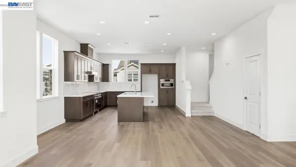 1719 Central Parkway, DUBLIN, CA 94568