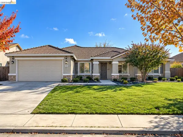 1134 Plumas Links St, Plumas Lake, CA 95961