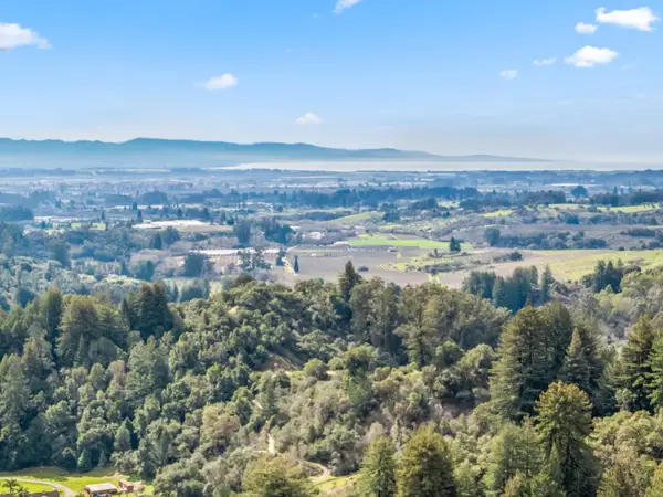 530 Apple Valley Lane, WATSONVILLE, CA 95076