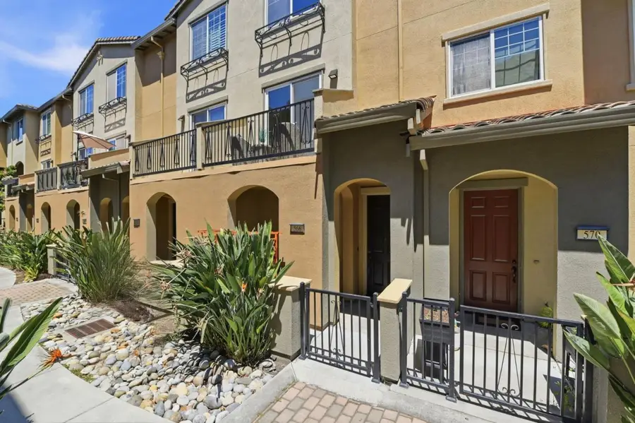 566 Almaden Walk Loop, San Jose, CA 95125 - #2