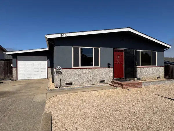 1675 Luxton Street, SEASIDE, CA 93955