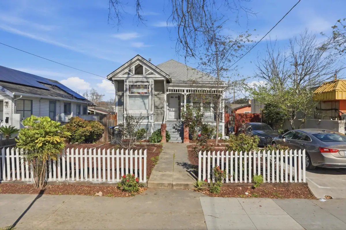 1090 7th Street, San Jose, CA 95112 - #1