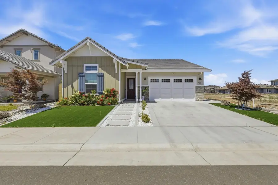 9060 Horvath Street, Elk Grove, CA 95624 - #2