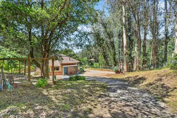 575 Snyder Avenue, AROMAS, CA 95004