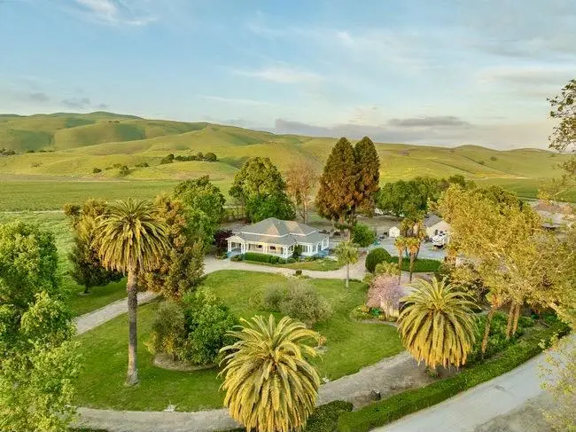 610 San Felipe Road, Gilroy, CA 95020 - #1