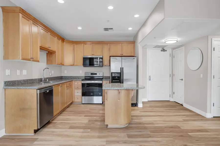88 Jackson Avenue  #408, San Jose, CA 95116 - #3