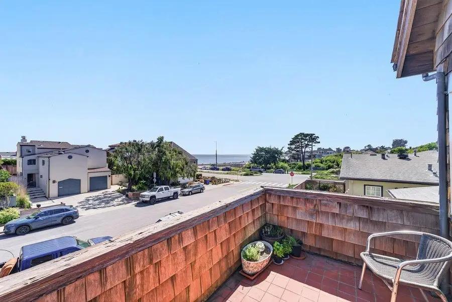 1010 Pelton Avenue, Santa Cruz, CA 95060 - #3