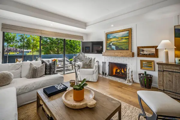 183 Del Mesa Carmel, CARMEL, CA 93923