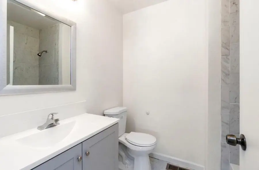 4747 Woodrow Avenue  #122, Fresno, CA 93726 - #2