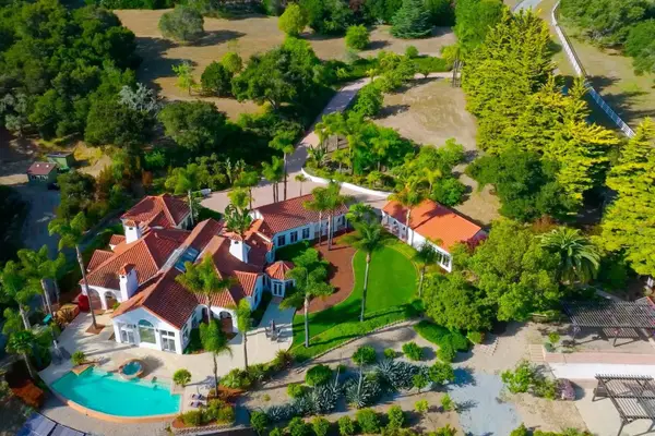 235 Vista Del Pajaro Road, CORRALITOS, CA 95076