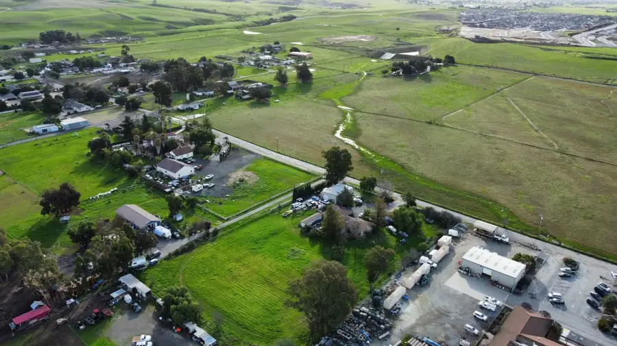 253 Mansfield Road, Hollister, CA 95023 - #2