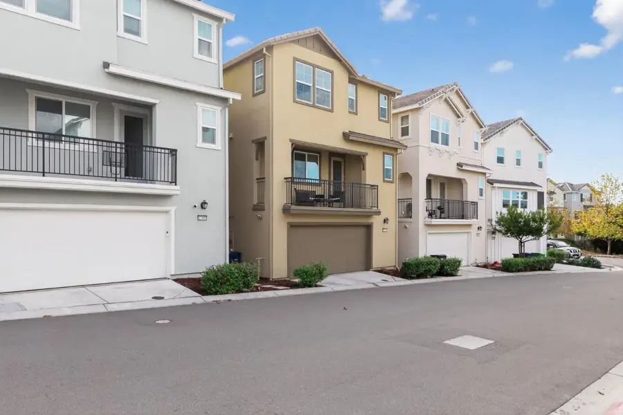 1303 Antonella Place, Hayward, CA 94541 - #3