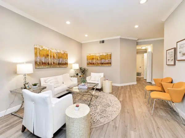 306 Shadow Run Drive, San Jose, CA 95110