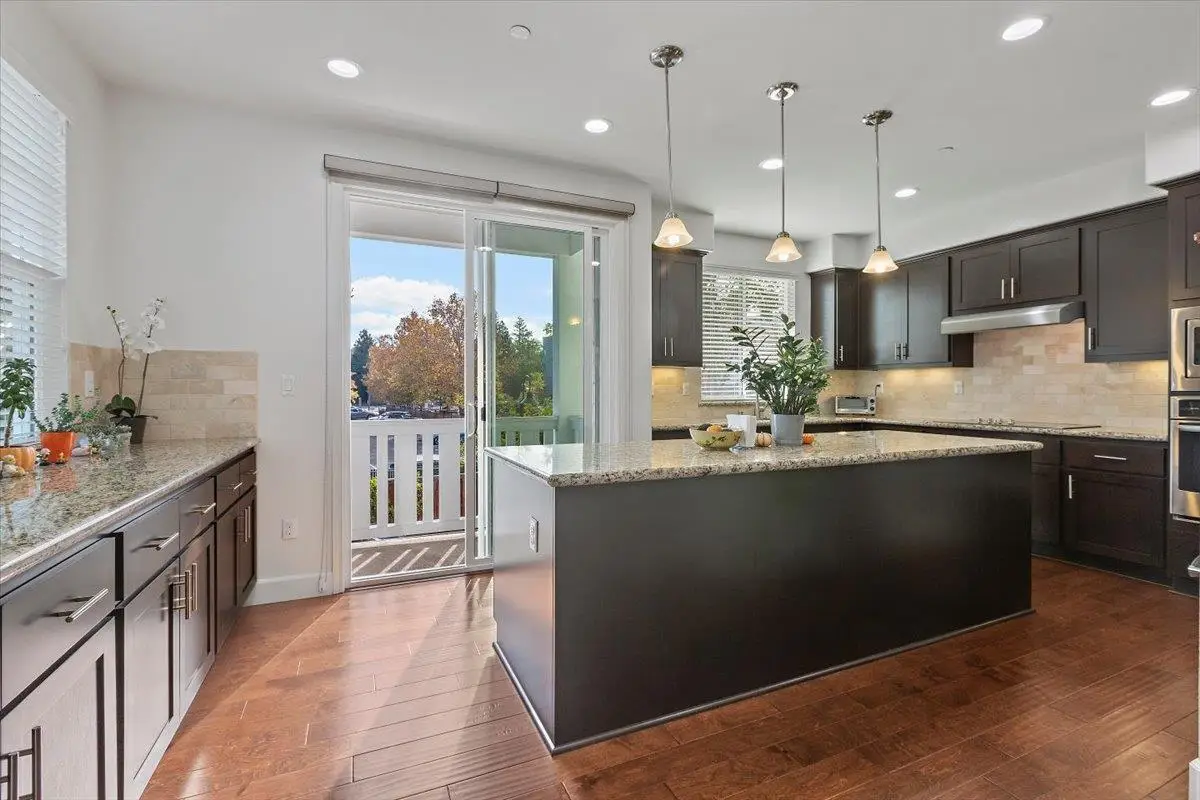 2041 Atlas Loop, Mountain View, CA 94043 - #1