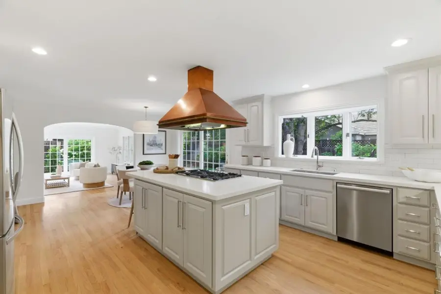 8 Almendra Lane, Los Altos, CA 94022 - #3