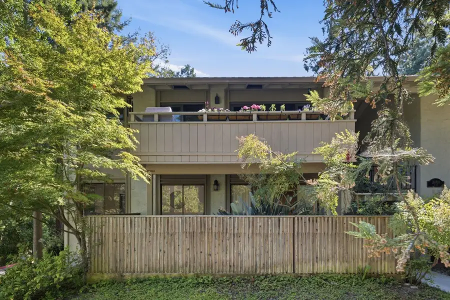 20760 4th Street  #11, Saratoga, CA 95070 - #2