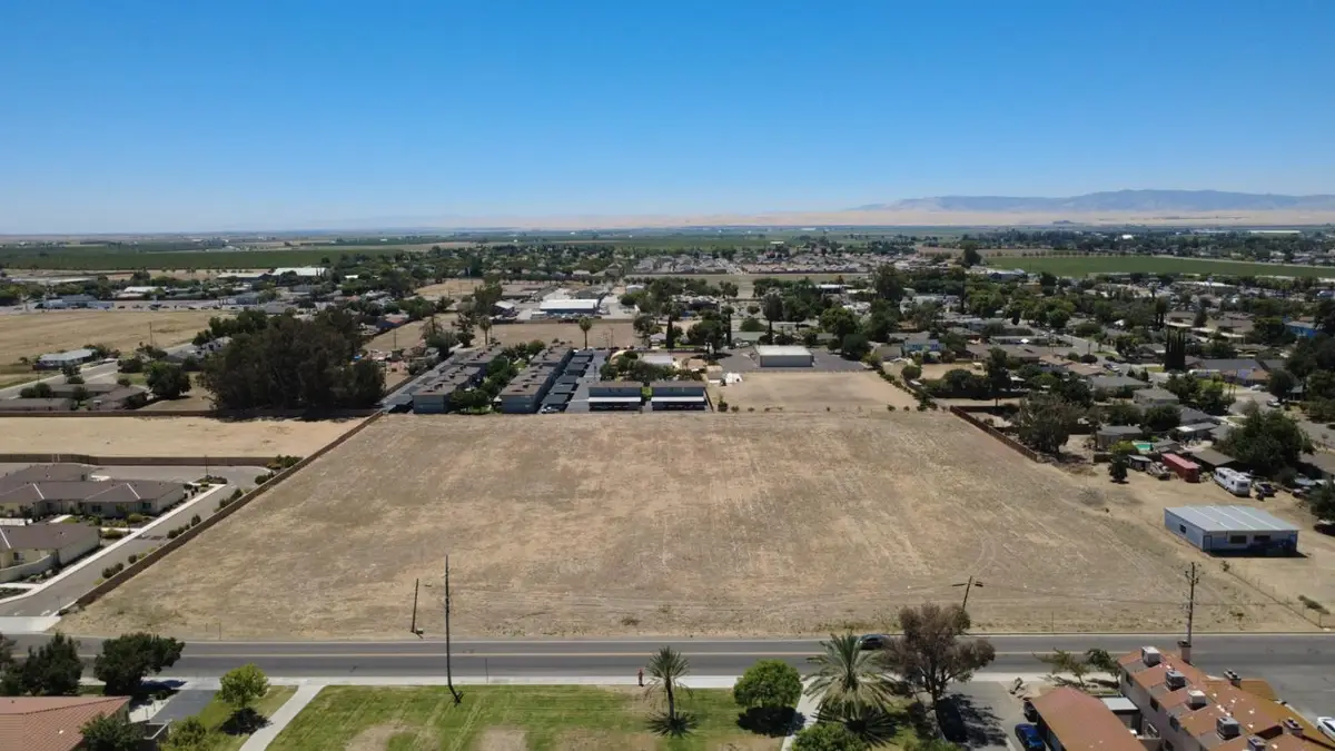 00 San Luis, Los Banos, CA 93635 - #1