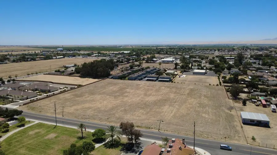 00 San Luis, Los Banos, CA 93635 - #2