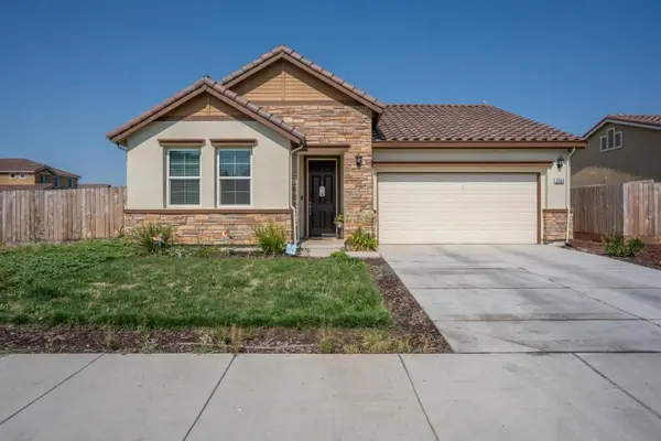 1964 Gus Villalta Drive, Los Banos, CA 93635