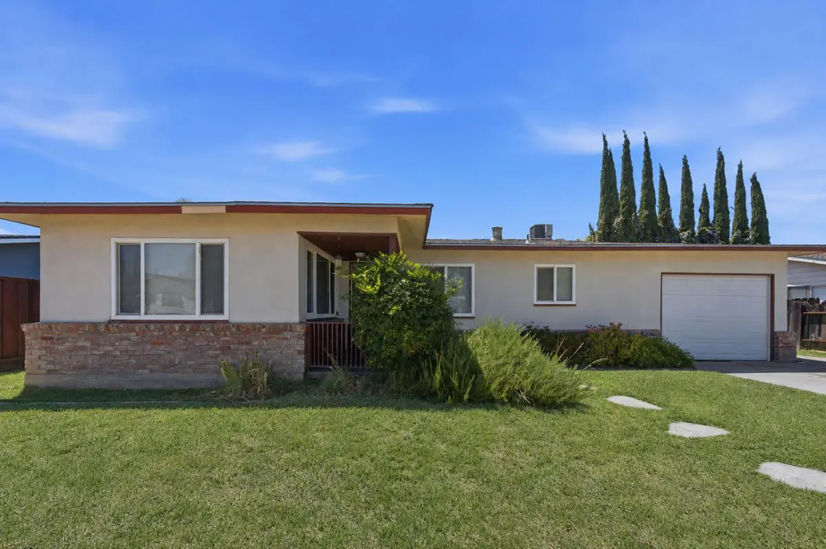 1513 Nevada Avenue, Los Banos, CA 93635 - #1