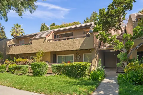303 Tradewinds Drive  #10, San Jose, CA 95123