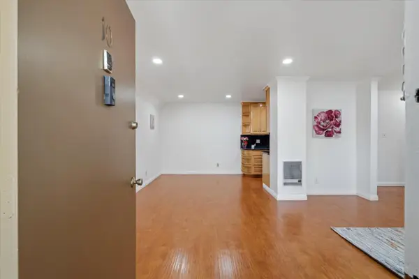 360 Auburn Way  #10, SAN JOSE, CA 95129