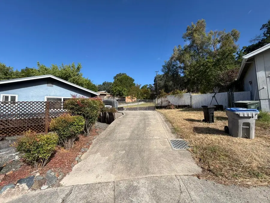1625 Palm Drive, Lakeport, CA 95453 - #2