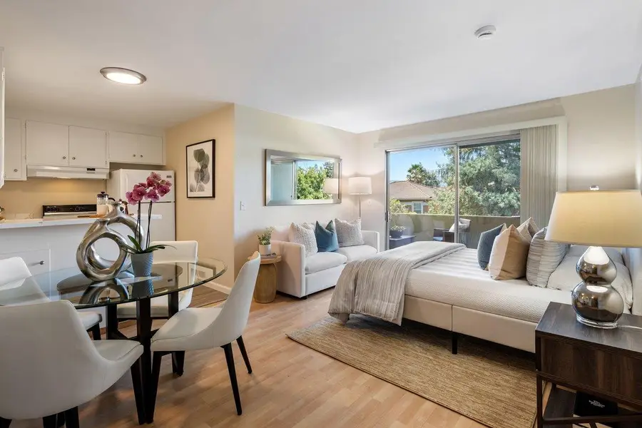 Address Withheld By Seller, Redwood City, CA 94061 - #2