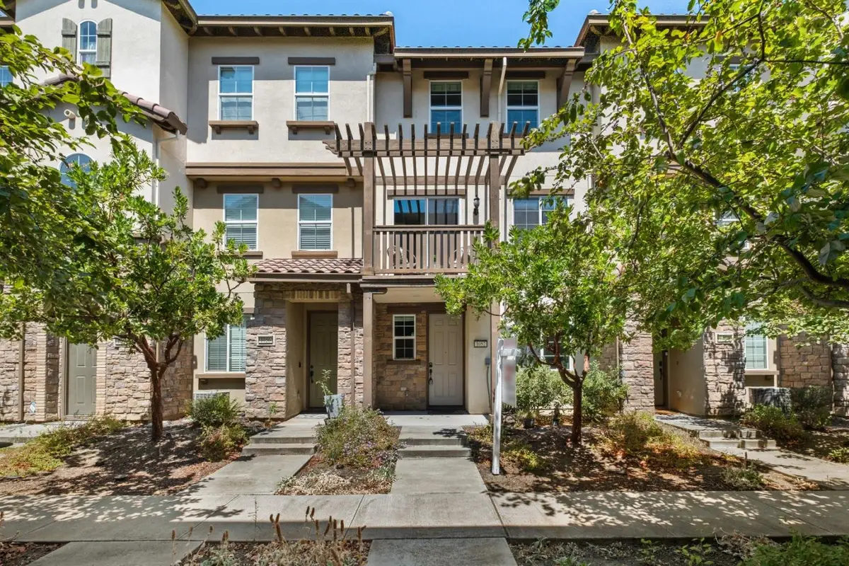 1052 Chamomile Walkway, San Jose, CA 95133 - #1