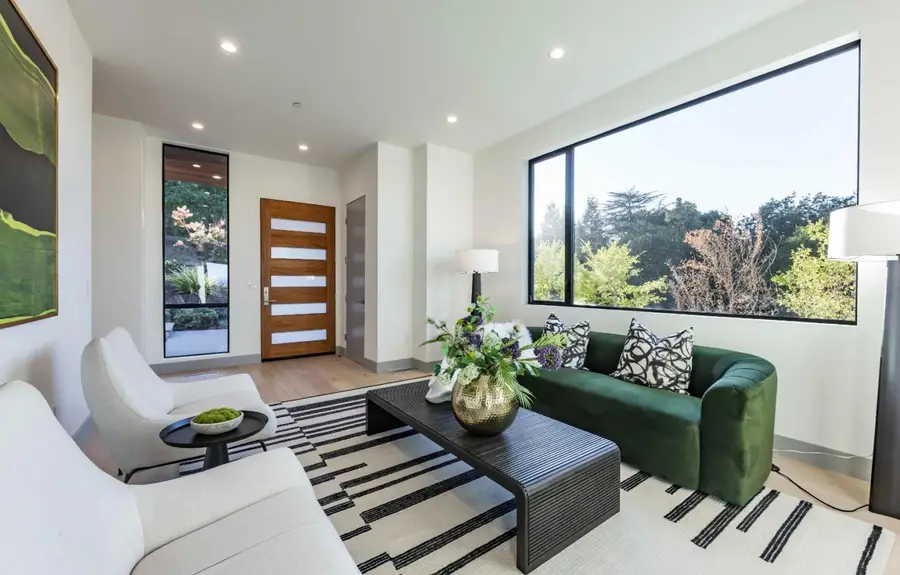 1127 Hillslope Place, Los Altos, CA 94024 - #3