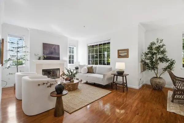 250 Santa Fe Terrace  #123, Sunnyvale, CA 94085