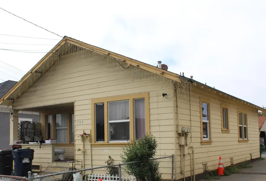 735 Rodriguez Street, Watsonville, CA 95076 - #2
