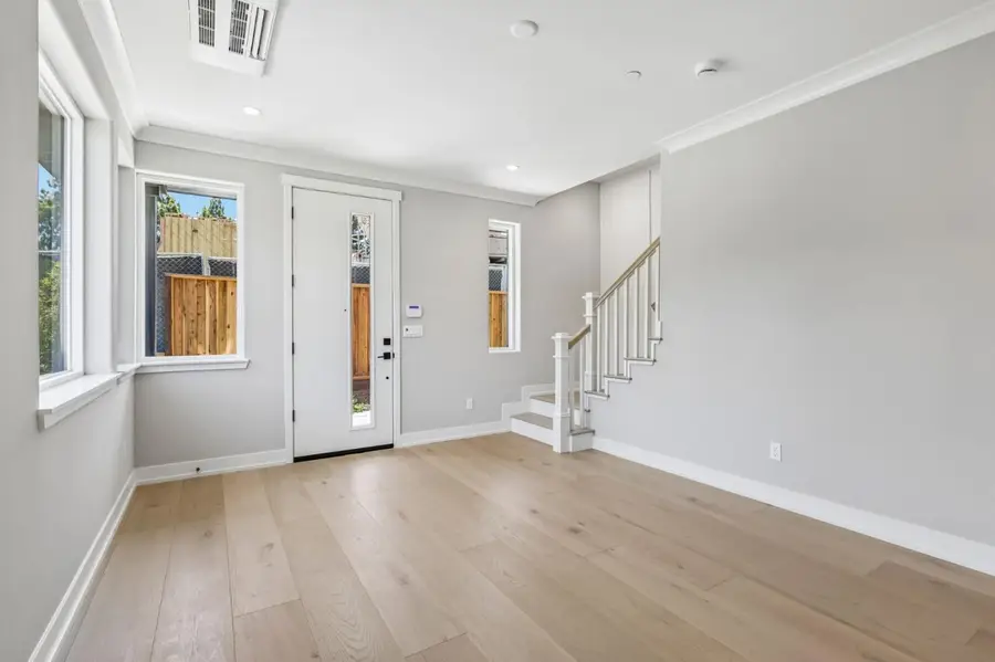 100 Koa Court, Palo Alto, CA 94306 - #3