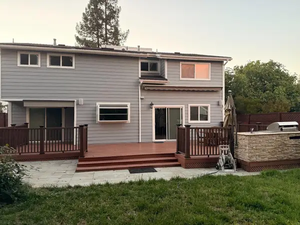 2121 Valparaiso Avenue, MENLO PARK, CA 94025
