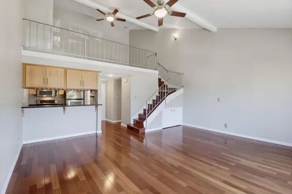 707 Fathom Drive  #208, SAN MATEO, CA 94404
