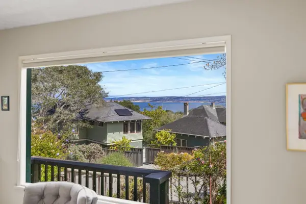 212 1st Street, PACIFIC GROVE, CA 93950