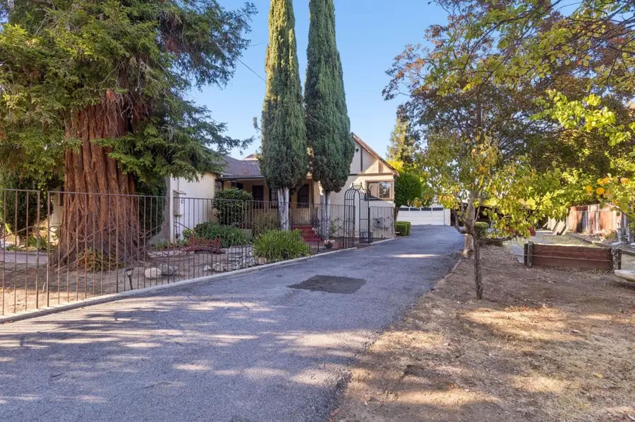 1551 Walters Avenue, Campbell, CA 95008 - #2