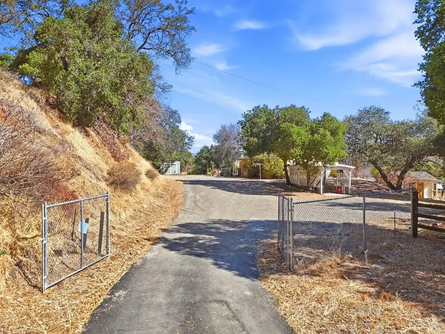 21111 Almaden Road, San Jose, CA 95120 - #2