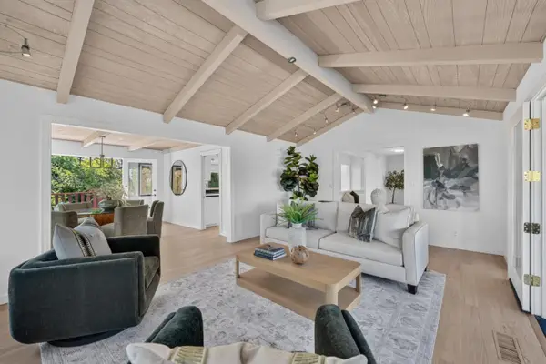 990 Oxford Drive, LOS ALTOS, CA 94024