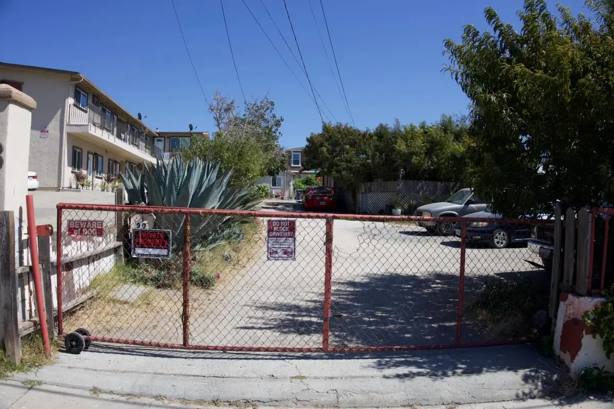 22 Pearl Street, Salinas, CA 93905 - #1