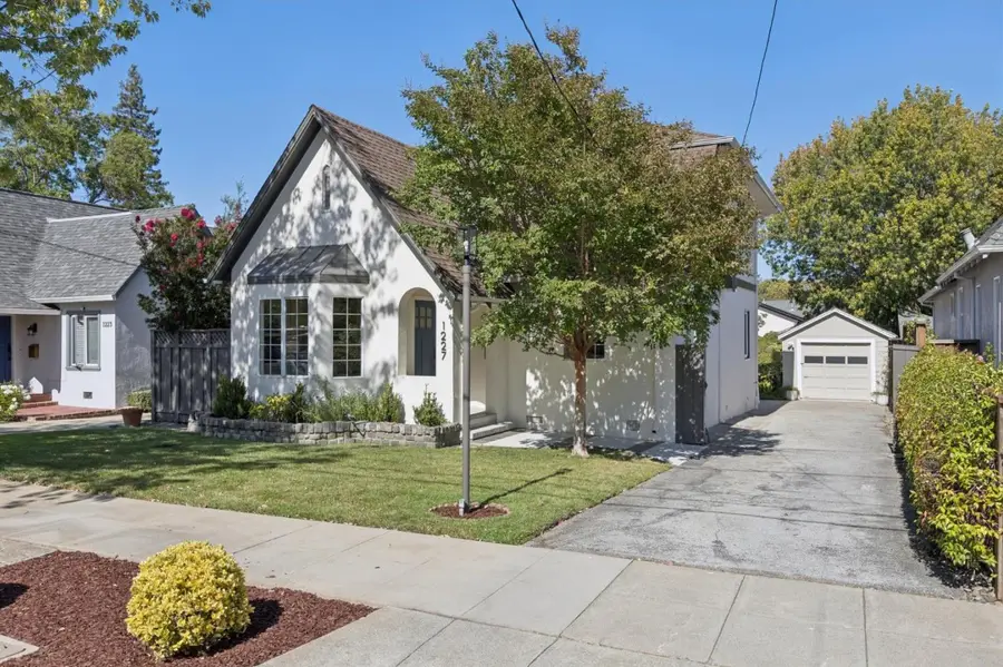 1227 Rhus Street, San Mateo, CA 94402 - #2