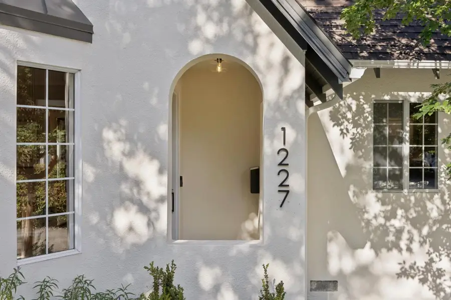 1227 Rhus Street, San Mateo, CA 94402 - #3