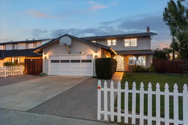 1001 Phelps Avenue, SAN JOSE, CA 95117