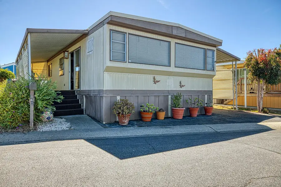 1040 38th Avenue, Santa Cruz, CA 95062 - #2