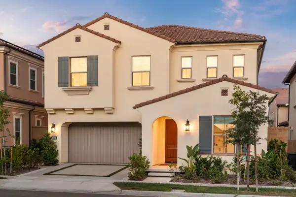 124 Oakstone, IRVINE, CA 92618