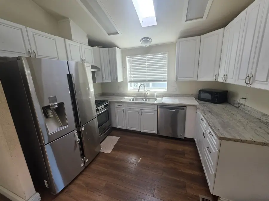 3015 Bayshore Road, Redwood City, CA 94063 - #2